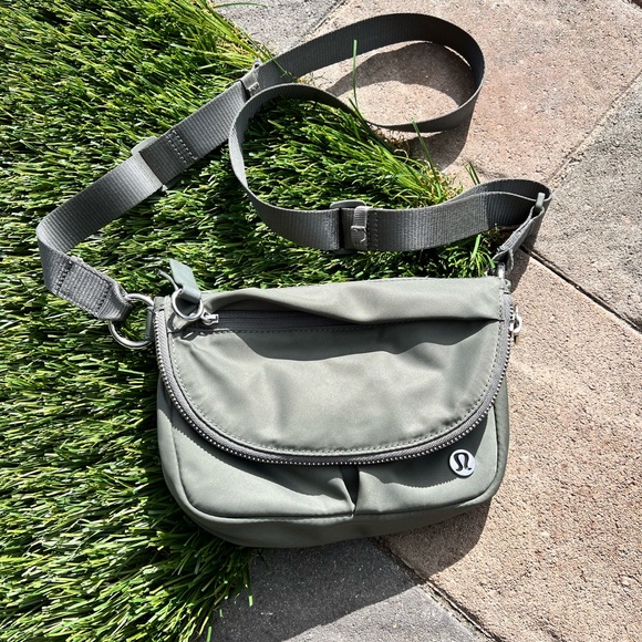 lululemon athletica Handbags - Lululemon All Night Festival Bag MICRO